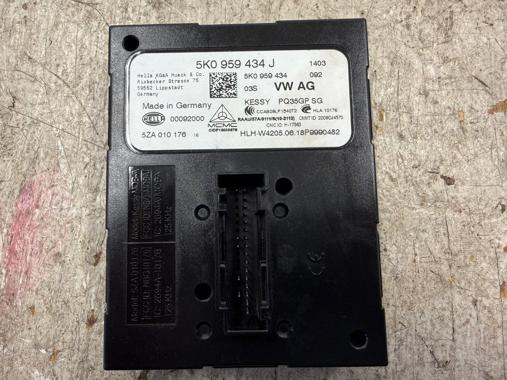 18 19 VOLKSWAGEN VW BEETLE 2.0 ECU ECM DME SPEEDO MATCHING KEY SET 06K907309 30K
