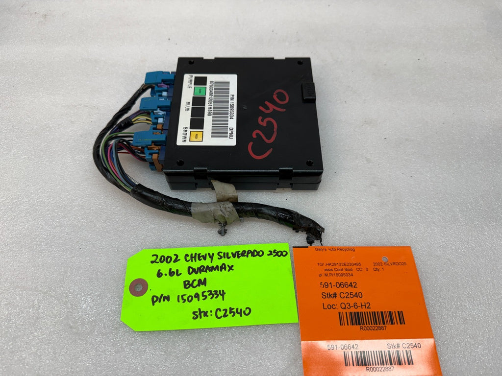 01-05 Chevrolet GMC 2500HD 3500HD 6.6 DURAMAX BODY CONTROL MODULE BCM 15095334