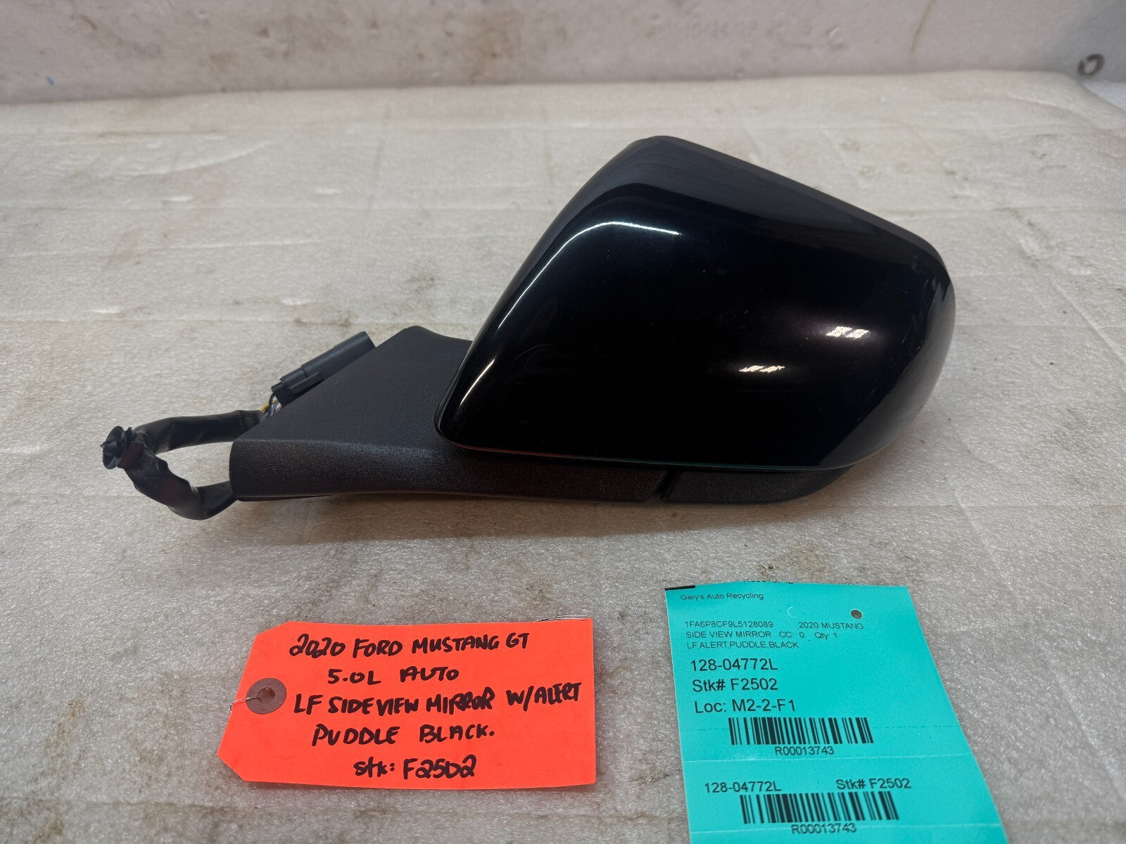 20 FORD MUSTANG 5.0 GT OEM BLACK LEFT  SIDE POWER MIRROR W/ BLINDSPOT PUDDLE