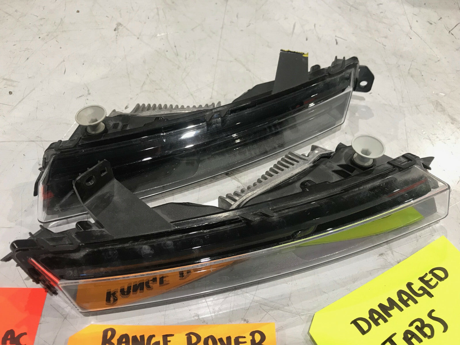 18 19 20 LAND ROVER RANGE ROVER VELAR OEM RIGHT LEFT LED FOGLIGHTS FOG LAMP