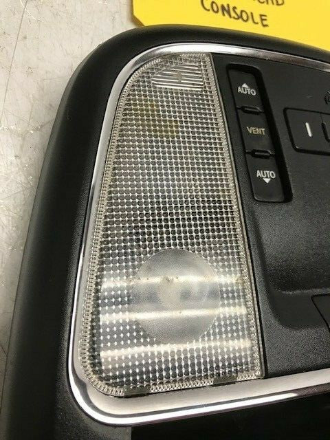 12 CHRYSLER 300 SRT SRT-8 OEM OVERHEAD CONSOLE MAP DOME LIGHT HOMELINK 11-14