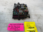 01-05 Chevrolet GMC SILVERADO SIERRA LLY UNDERHOOD FUSE RELAY BOX 15115618-02