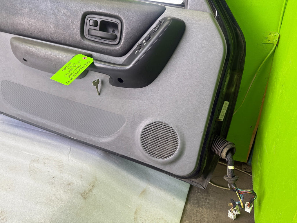97-01 JEEP CHEROKEE XJ  OEM BLACK LEFT RIGHT FRONT DOORS DOOR MIRROR PANELS