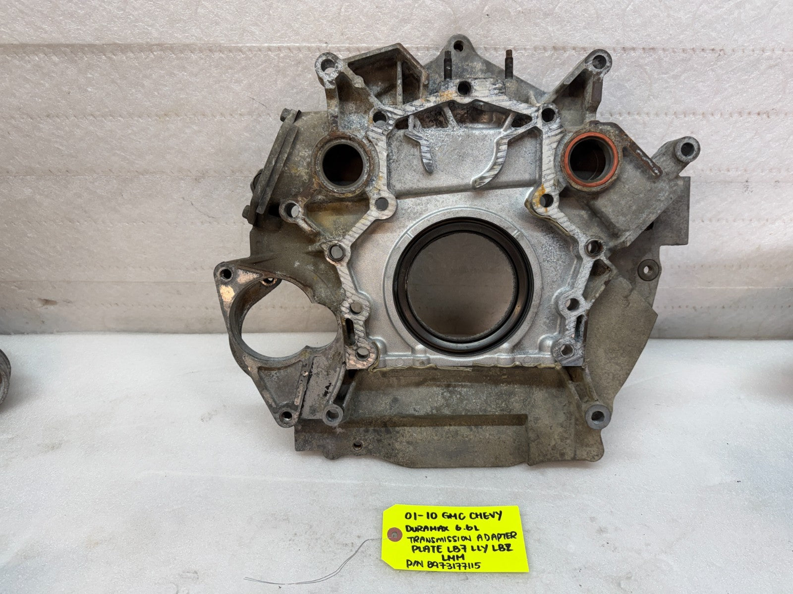 01-10 GMC LB7 LLY LBZ LMM 6.6 TRANSMISSION TO ENGINE ADAPTER PLATE 8973177115