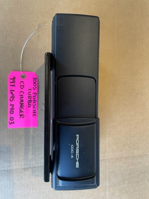 05 PORSCHE 996TT TURBO 996 997 OEM CDC-4 OEM 6 DISK CD CHANGER 99764514003 30K!!