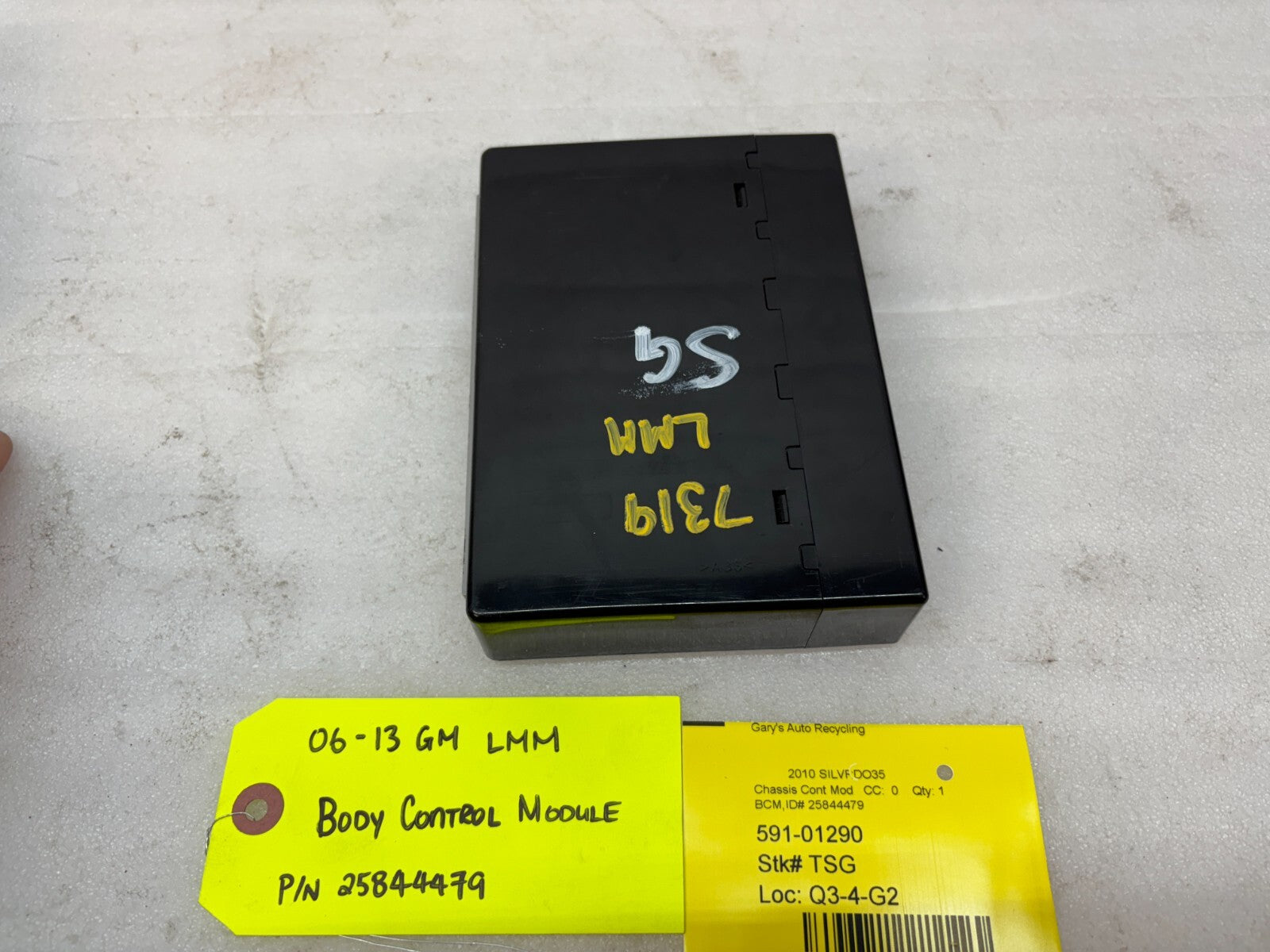 08 09 10 Chevrolet GMC DURAMAX LMM 6.6 BCM BODY CONTROL MODULE WIRING 25844479