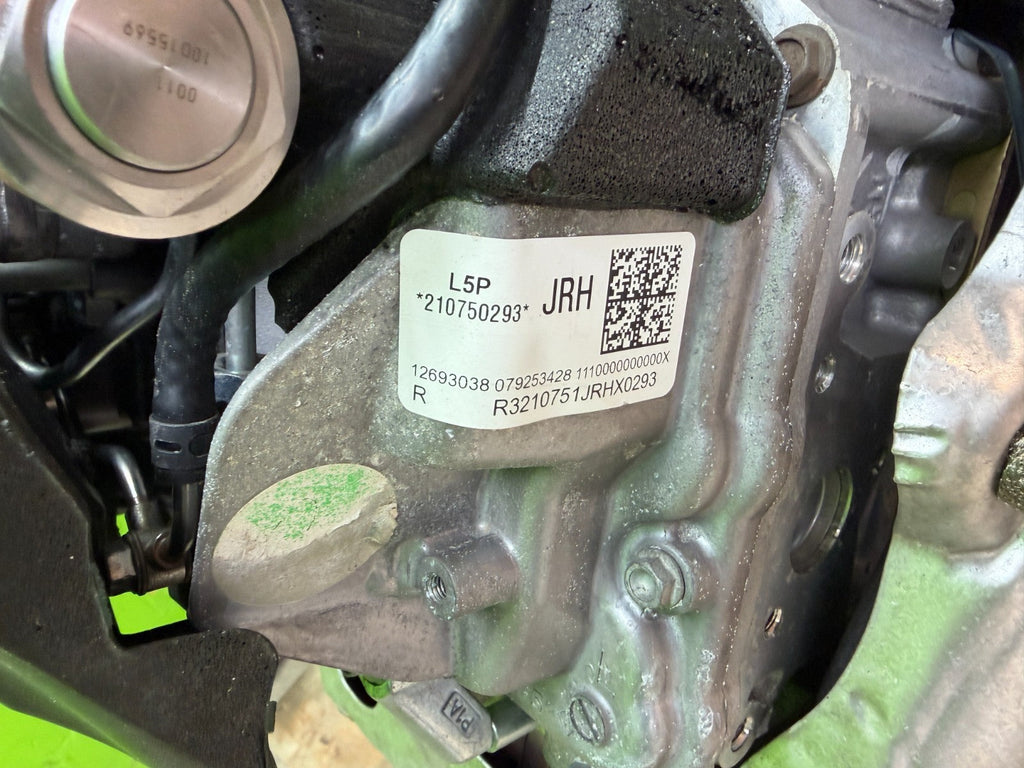 17-25 GMC SIERRA 2500HD 3500 DIESEL 6.6 L5P ENGINE MOTOR COMPLETE 85k