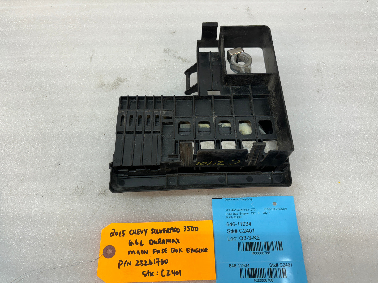 15-17 GMC CHEVROLET SILVERADO 2500HD 3500HD 6.6 LML JUNCTION BOX 23261760