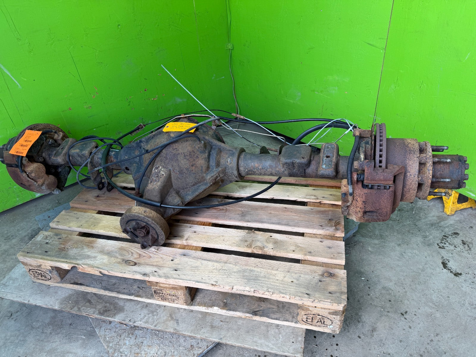 01-07 GMC SIERRA SILVERADO 3500HD DRW REAR DIFFERENTIAL AXLE GT4 G80 3.73