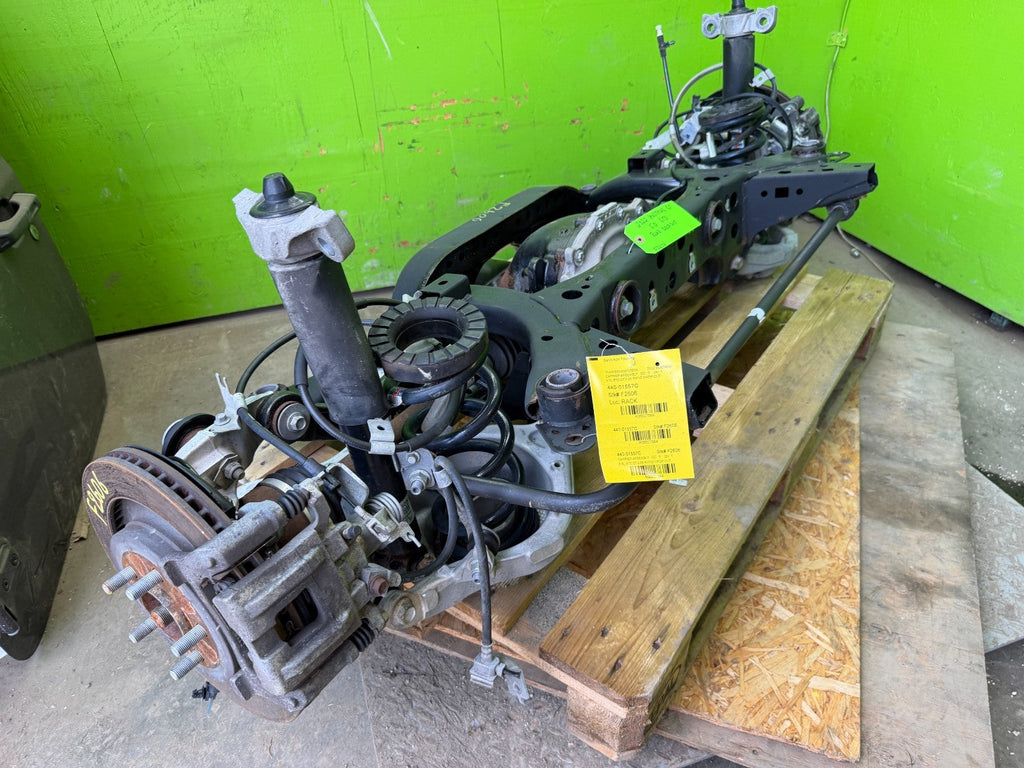 15-22 FORD MUSTANG GT 5.0 REAR SUSPENSION AXLE DIFFERENTIAL 3.55 GEARS