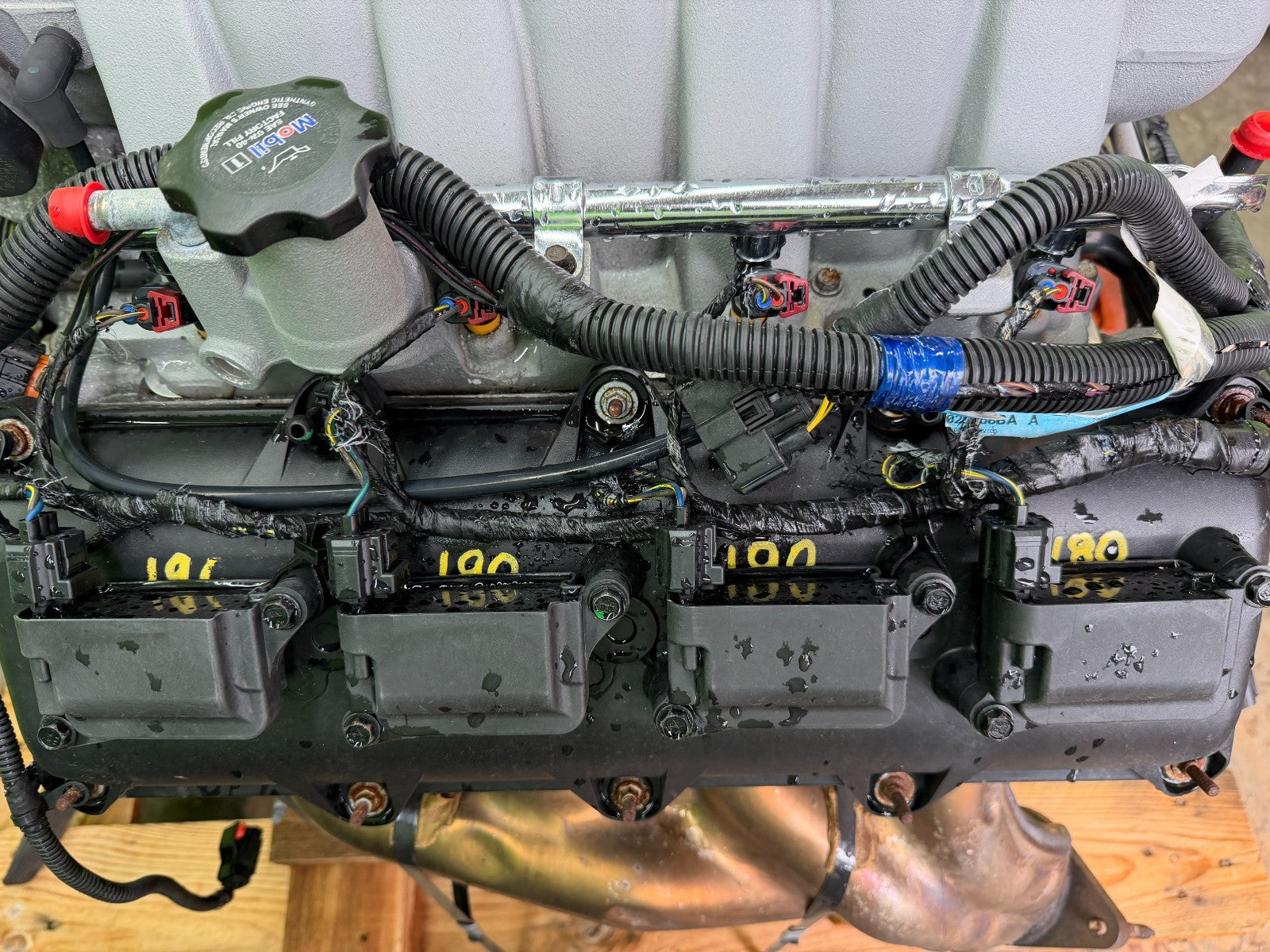 05-10 CHRYSLER 300 CHARGER CHALLENGER SRT8 SRT-8 COMPLETE 6.1 HEMI ENGINE 65K