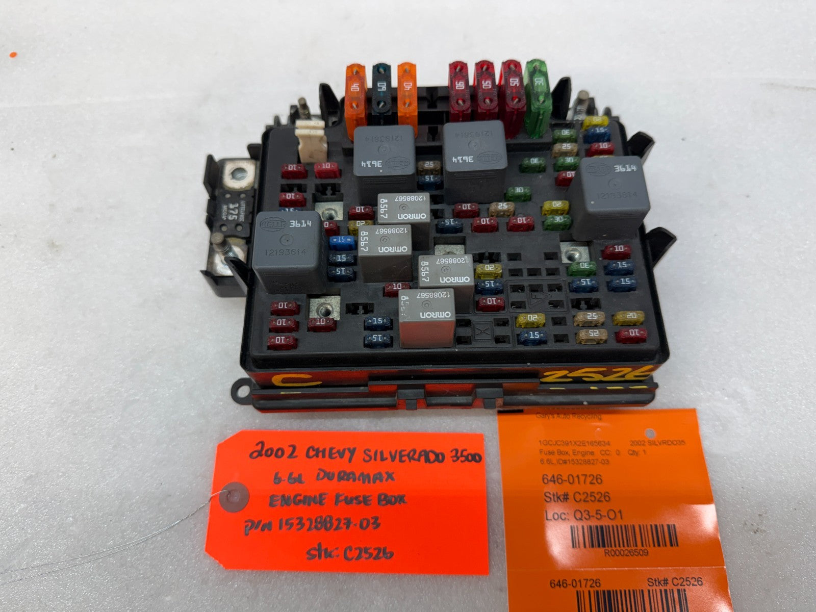 01 02 Chevrolet GMC SILVERADO SIERRA LB7 UNDERHOOD FUSE RELAY BOX 15328827-03