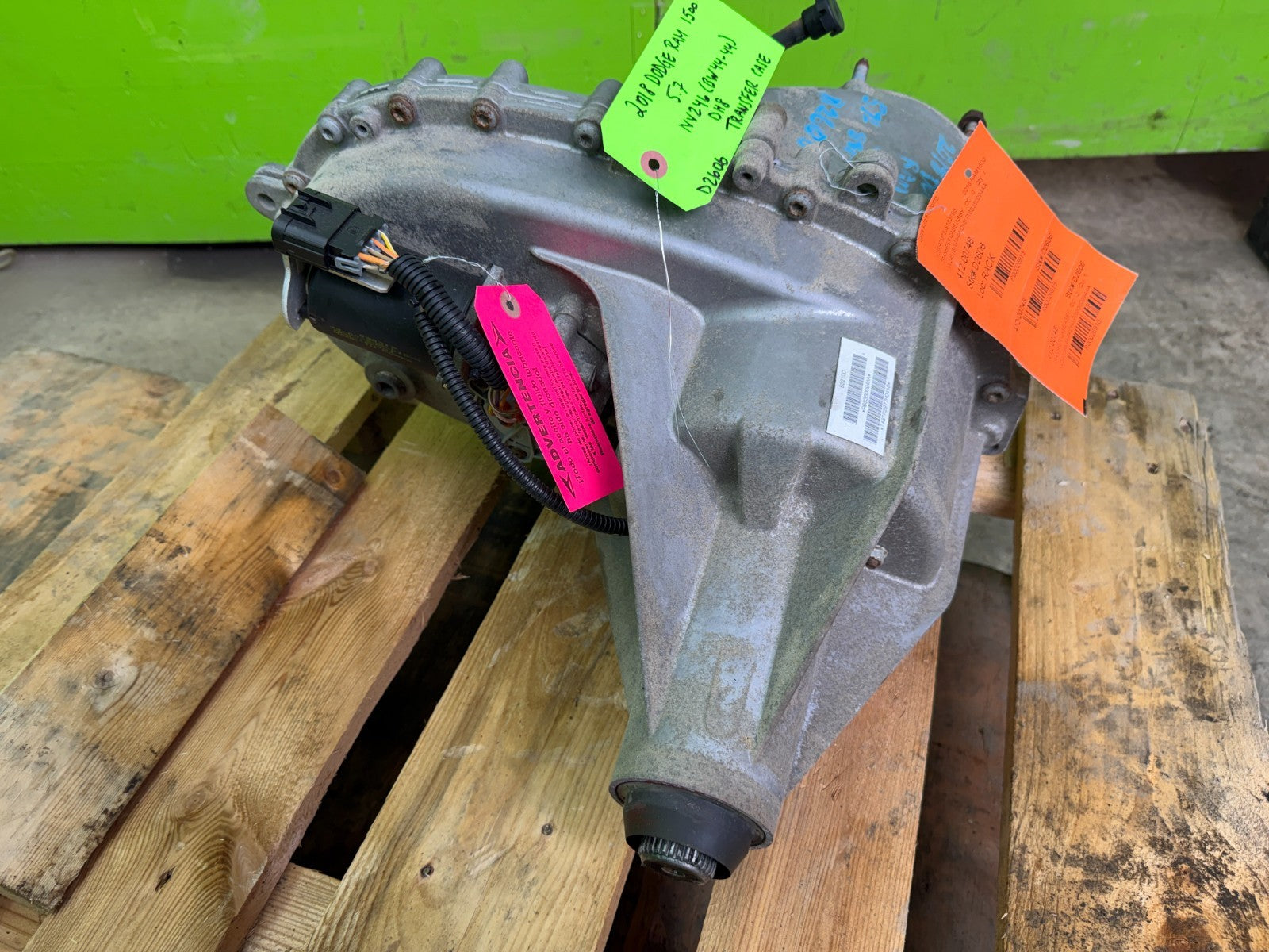 18 DODGE RAM SPORT 1500 5.7 HEMI NV246 TRANSFER CASE P68360094AA 14-18 63k