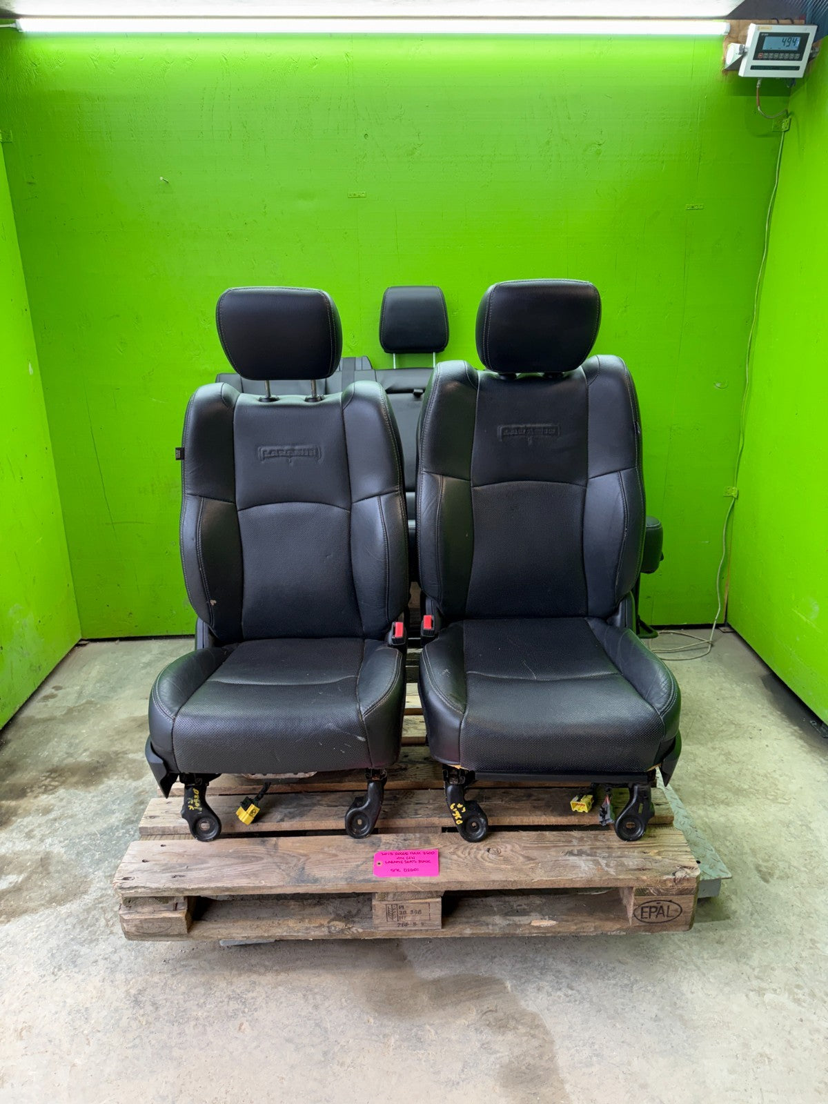 13-18 DODGE RAM 2500 3500 LARAMIE FRONT REAR HEATED VENTED BLACK LEATHER SEATS