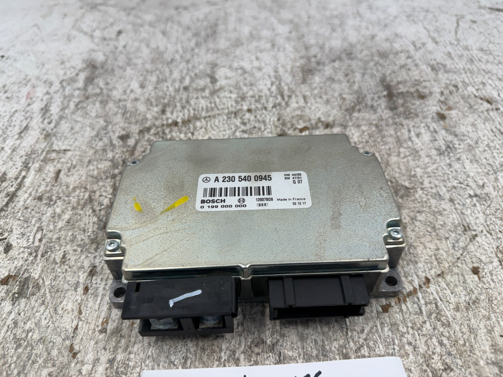 03-12 MERCEDES R230 SL500 SL55 AMG OEM BATTERY STABILIZATION MODULE 2305400945