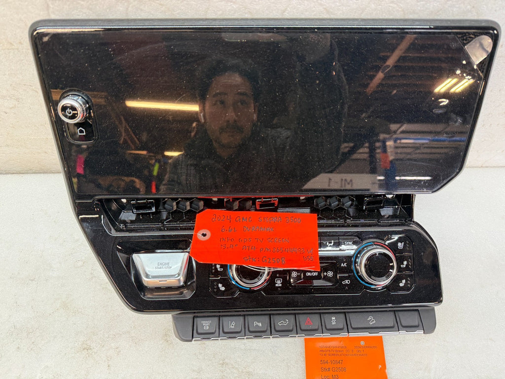 24 25 Chevrolet GMC SIERRA 13.4" RADIO NAVIGATION GPS NAV SCREEN HEATER 86544493