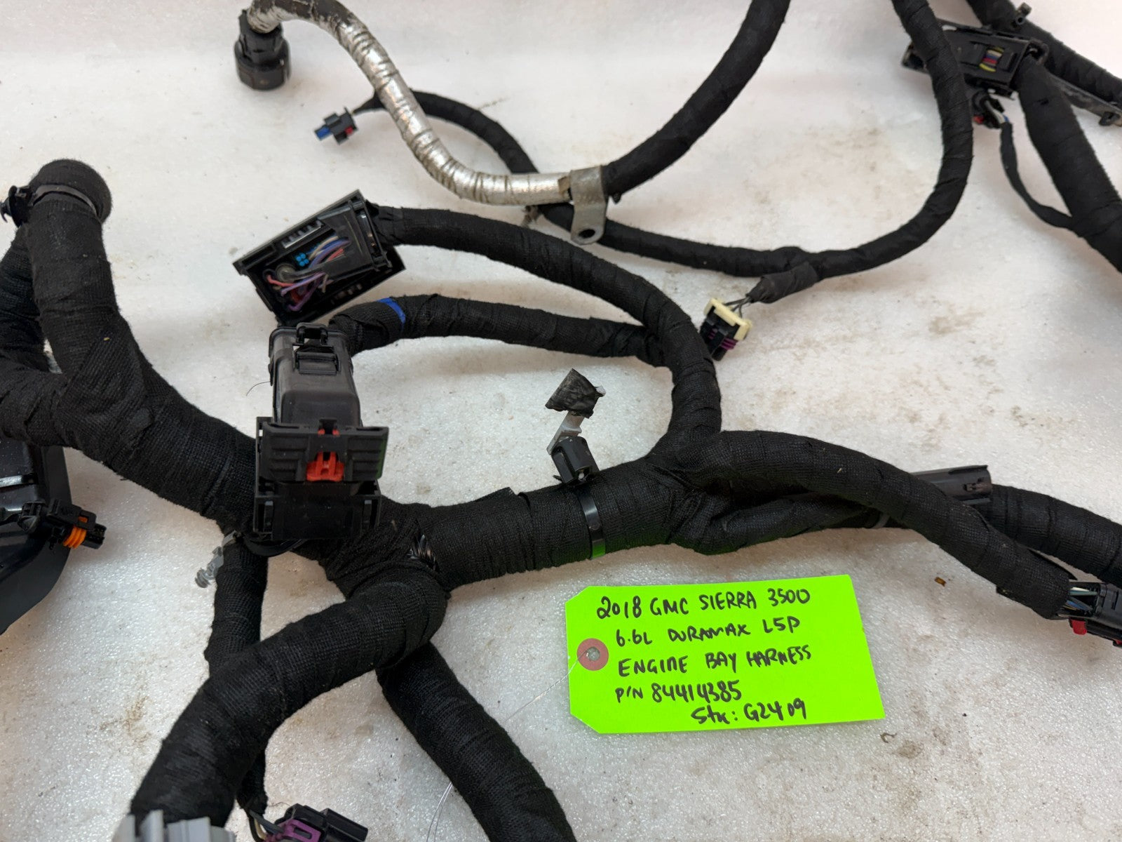 17 18 19 GMC CHEVROLET 3500HD DURAMAX 6.6 L5P ENGINE BAY WIRING HARNESS 84465422