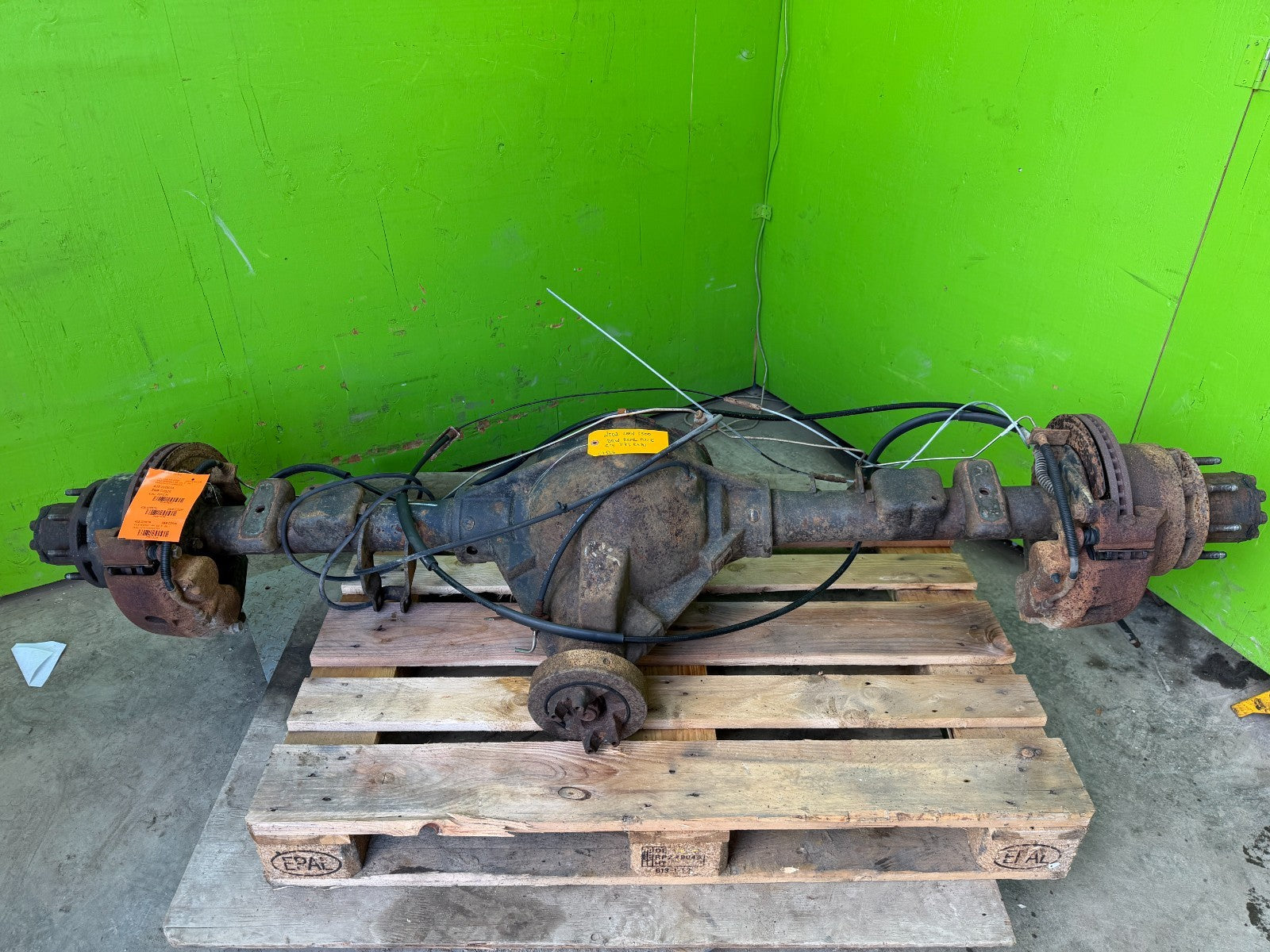 01-07 GMC SIERRA SILVERADO 3500HD DRW REAR DIFFERENTIAL AXLE GT4 G80 3.73