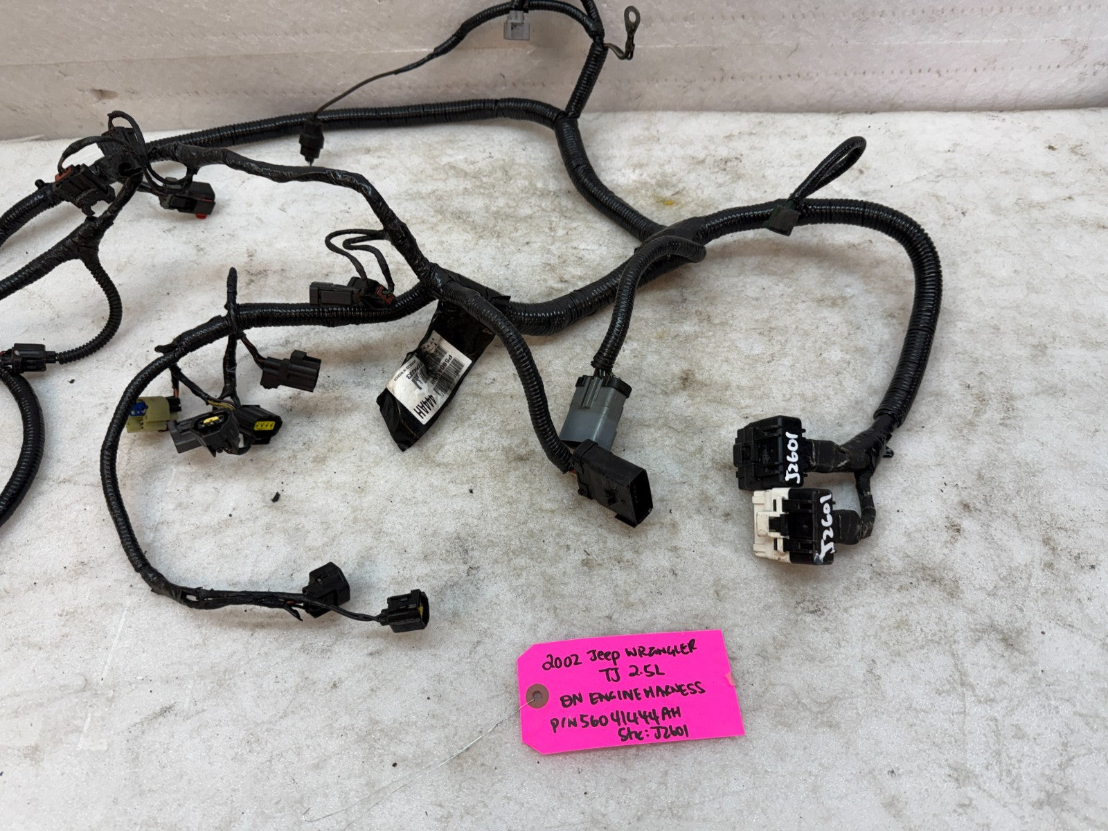 2002 JEEP WRANGLER TJ 2.5 MANUAL INJECTOR ON ENGINE WIRING HARNESS 56041444AH