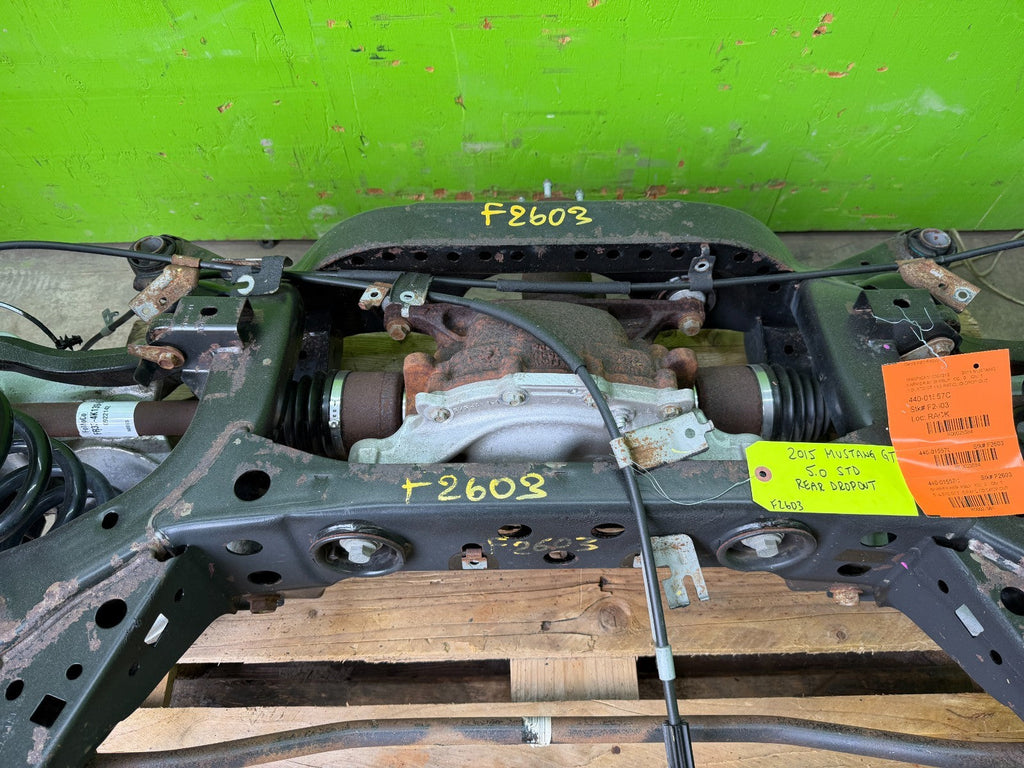 15-22 FORD MUSTANG GT 5.0 REAR SUSPENSION AXLE DIFFERENTIAL 3.55 GEARS