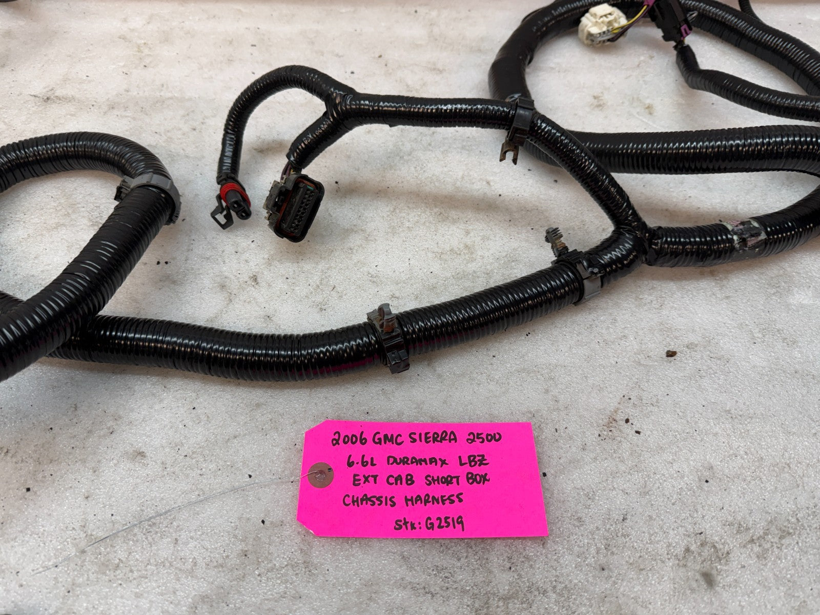 06 07 Chevrolet GMC 2500HD 3500 4wd EXT CAB SHORT BOX CHASSIS WIRING HARNESS