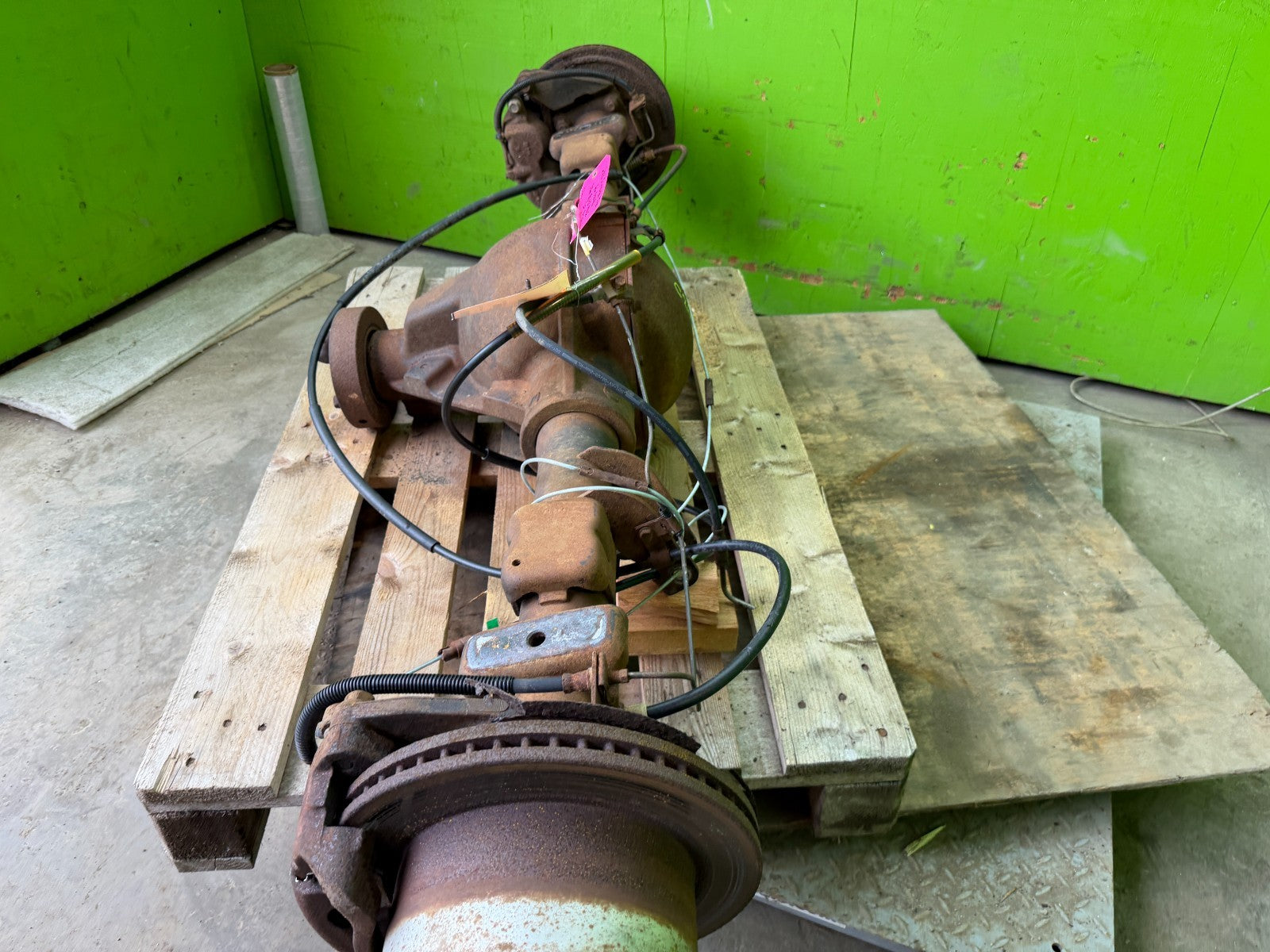 01-07 GMC SIERRA SILVERADO 3500HD DRW REAR DIFFERENTIAL AXLE GT4 G80 3.73