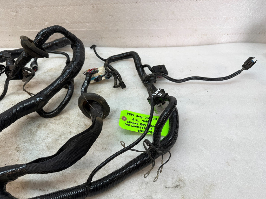 99 JEEP CHEROKEE XJ 4.0 ENGINE WIRING HARNESS LOOM 97-01 P56009740AE