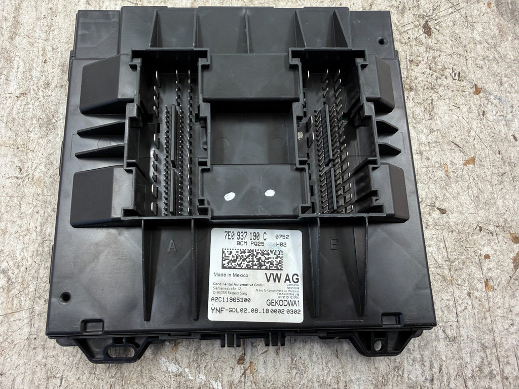 18 19 VOLKSWAGEN VW BEETLE 2.0 ECU ECM DME SPEEDO MATCHING KEY SET 06K907309 30K