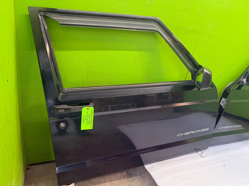97-01 JEEP CHEROKEE XJ  OEM BLACK LEFT RIGHT FRONT DOORS DOOR MIRROR PANELS