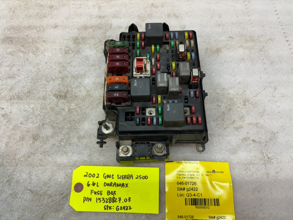 01 02 Chevrolet GMC SILVERADO SIERRA LLY UNDERHOOD FUSE RELAY BOX 15328827-03