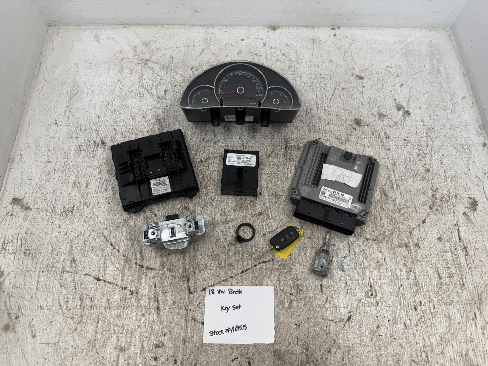 18 19 VOLKSWAGEN VW BEETLE 2.0 ECU ECM DME SPEEDO MATCHING KEY SET 06K907309 30K