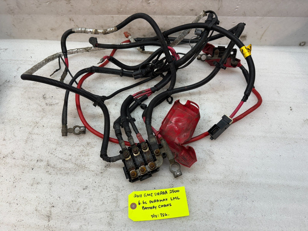 11-14 GMC CHEVROLET SILVERADO 2500HD 3500HD 6.6 LML OEM POSITIVE BATTERY CABLES