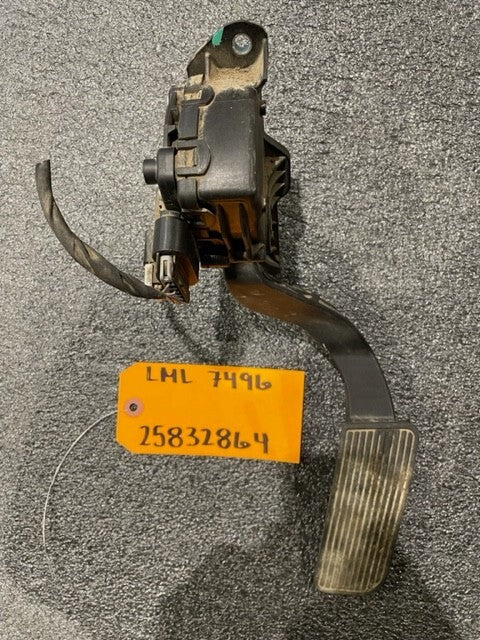 07-13 CHEVROLET GMC SIERRA SILVERADO DURAMAX 6.6 THROTTLE GAS PEDAL LML