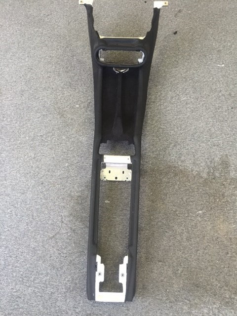 08-14 FERRARI CALIFORNIA F149 CENTER CONSOLE HOUSING BLACK  81302300