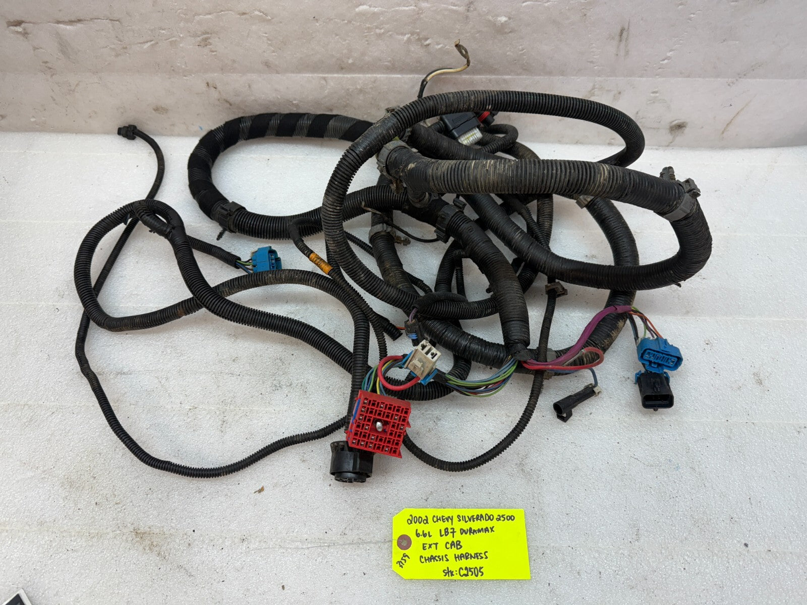 01-04 Chevrolet GMC 2500HD 3500 4wd EXT CAB SHORT BOX CHASSIS WIRING HARNESS