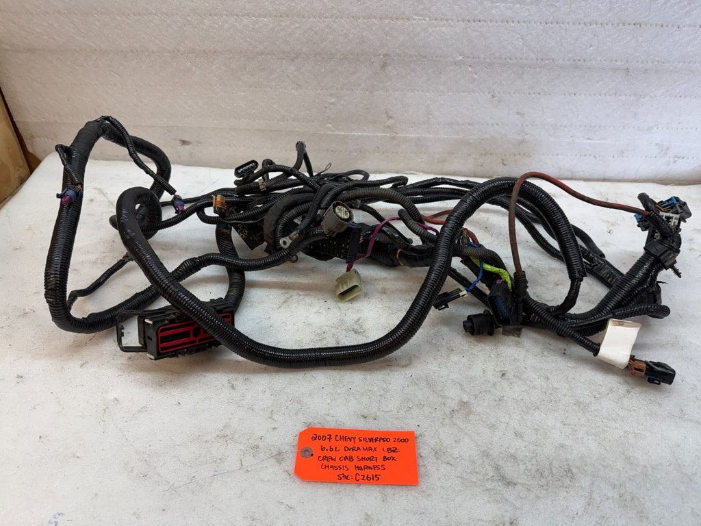 06 07 Chevrolet GMC 2500HD 3500 4wd CREW CAB SHORT BOX CHASSIS WIRING HARNESS