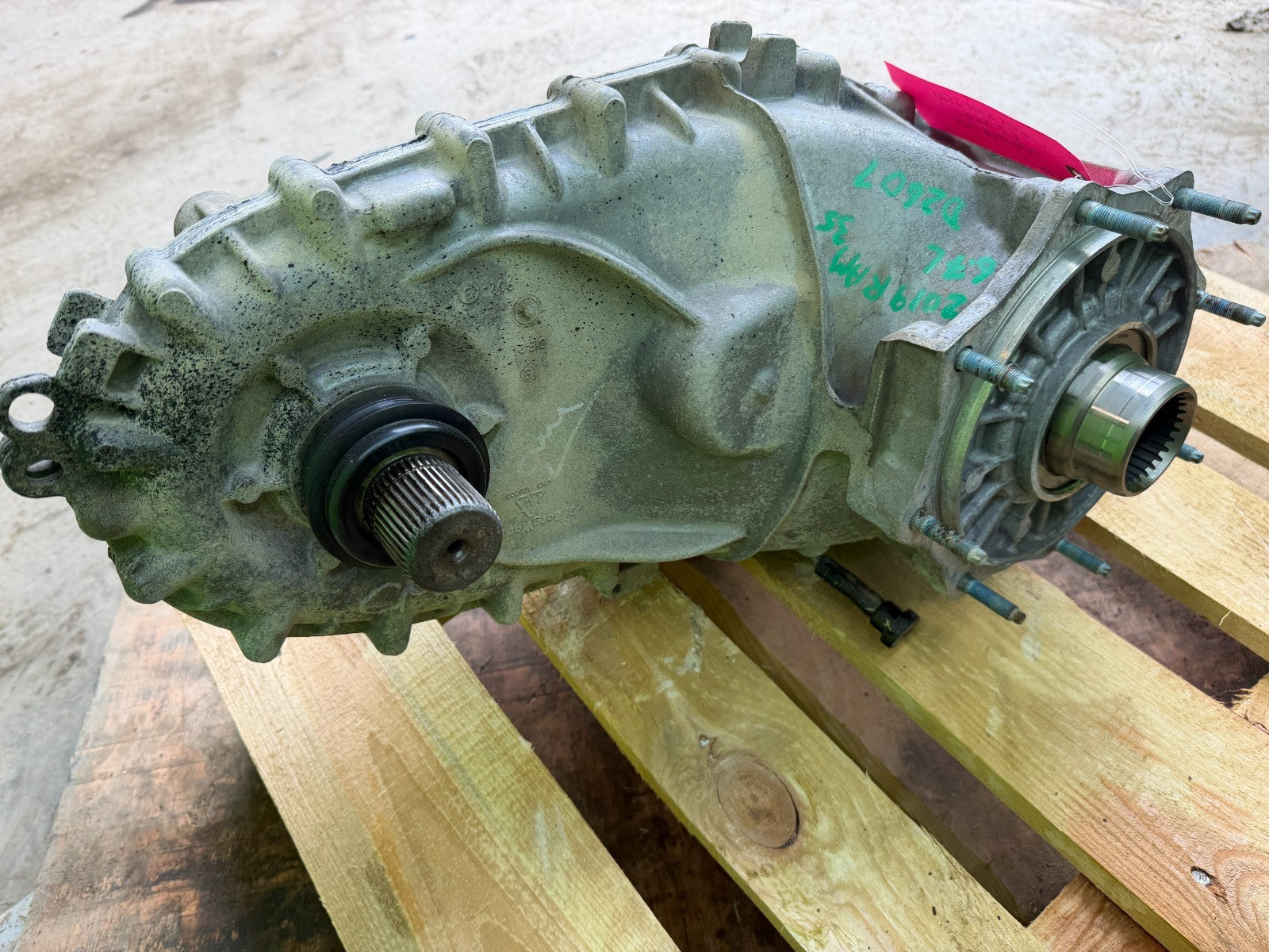 19-24 DODGE RAM 2500 3500 6.7 CUMMINS TRANSFER CASE AISIN 68396133AA 4X4