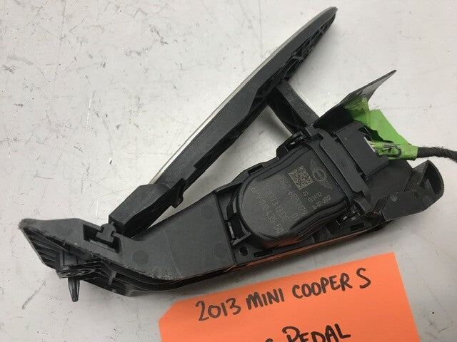 07-15 MINI COOPER S R56 R57 OEM DRIVE BY WIRE THROTTLE GAS PEDAL