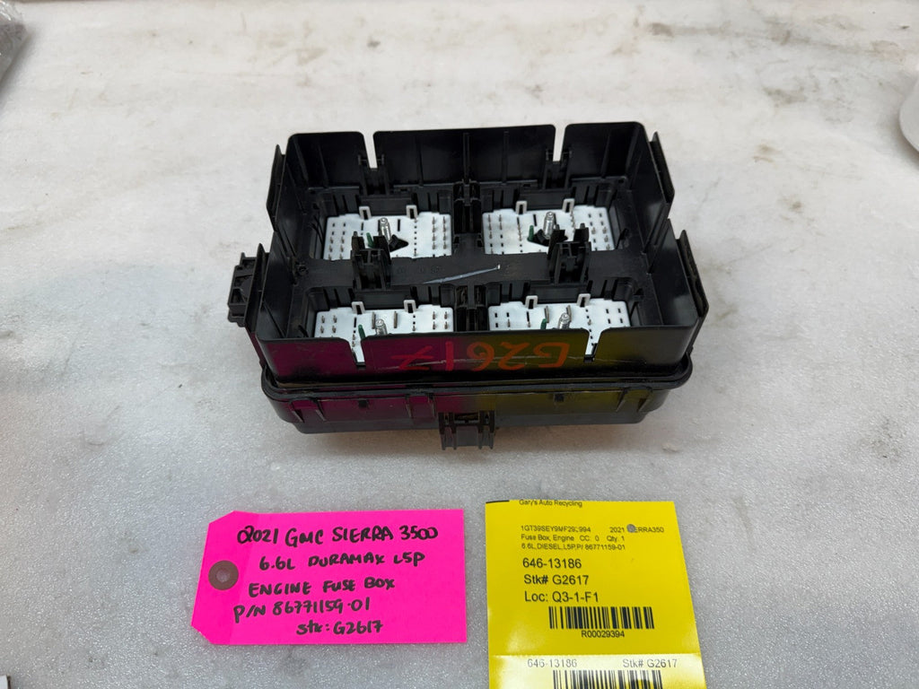 21 CHEVROLET GMC SIERRA SILVERADO 3500 2500 ENGINE FUSE RELAY BOX 86771159 19-21