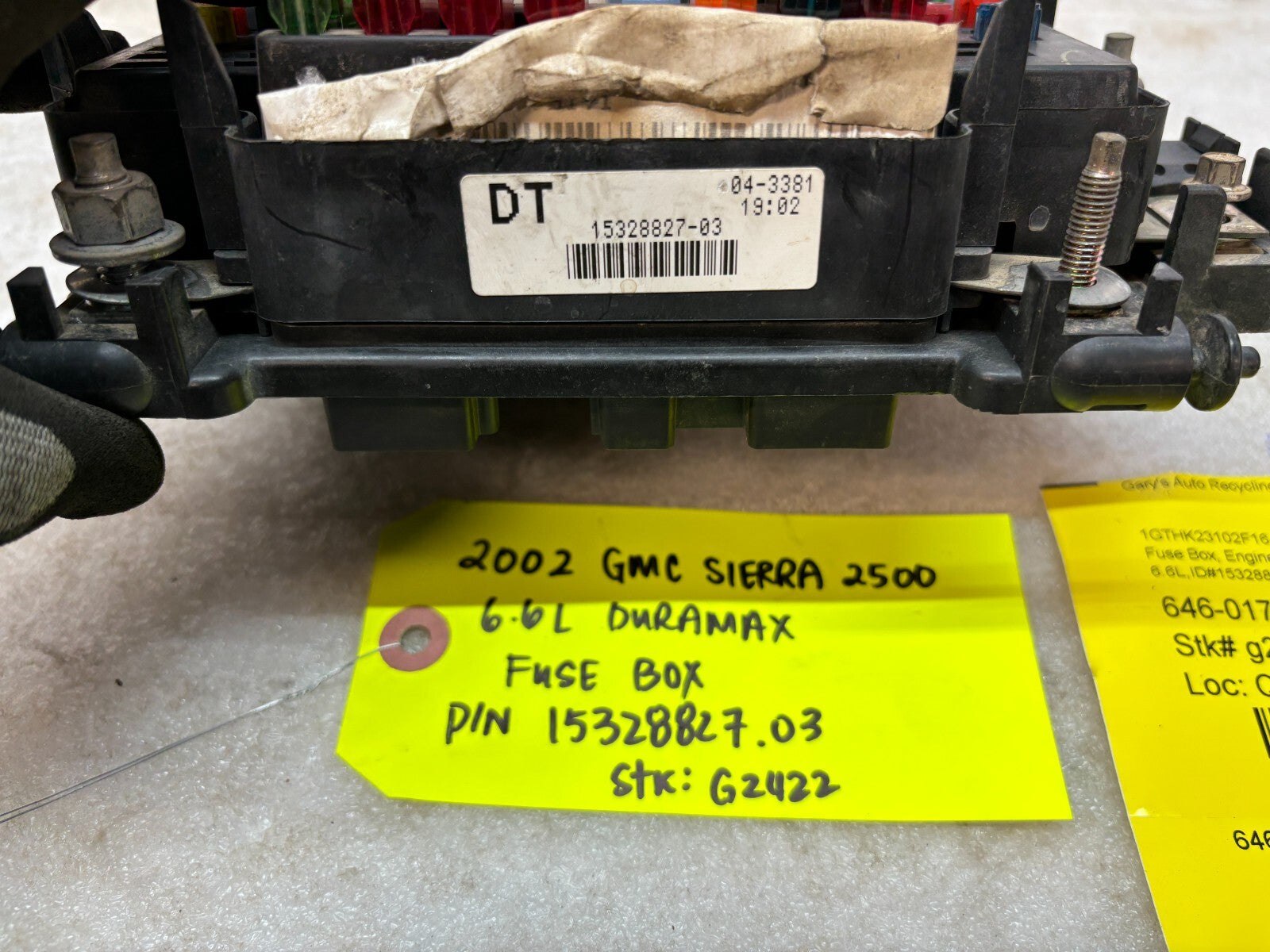 01 02 Chevrolet GMC SILVERADO SIERRA LLY UNDERHOOD FUSE RELAY BOX 15328827-03