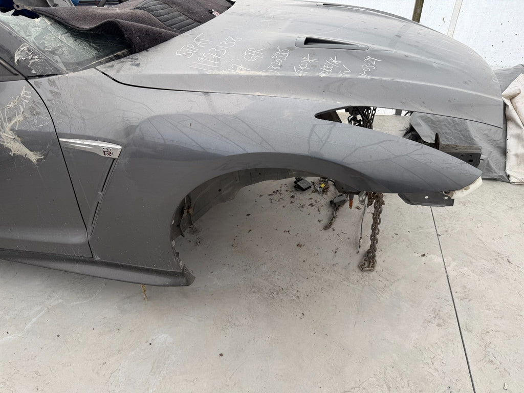 17 NISSAN GTR R35 OEM VR38 FRONT NOSE FRAME RAILS HOOD FENDER RADIATORS 15-20