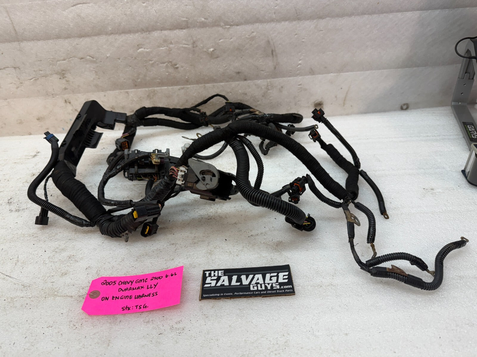 05 Chevrolet GMC 2500HD 3500HD DURAMAX 6.6 LLY DIESEL ENGINE WIRING LOOM HARNESS