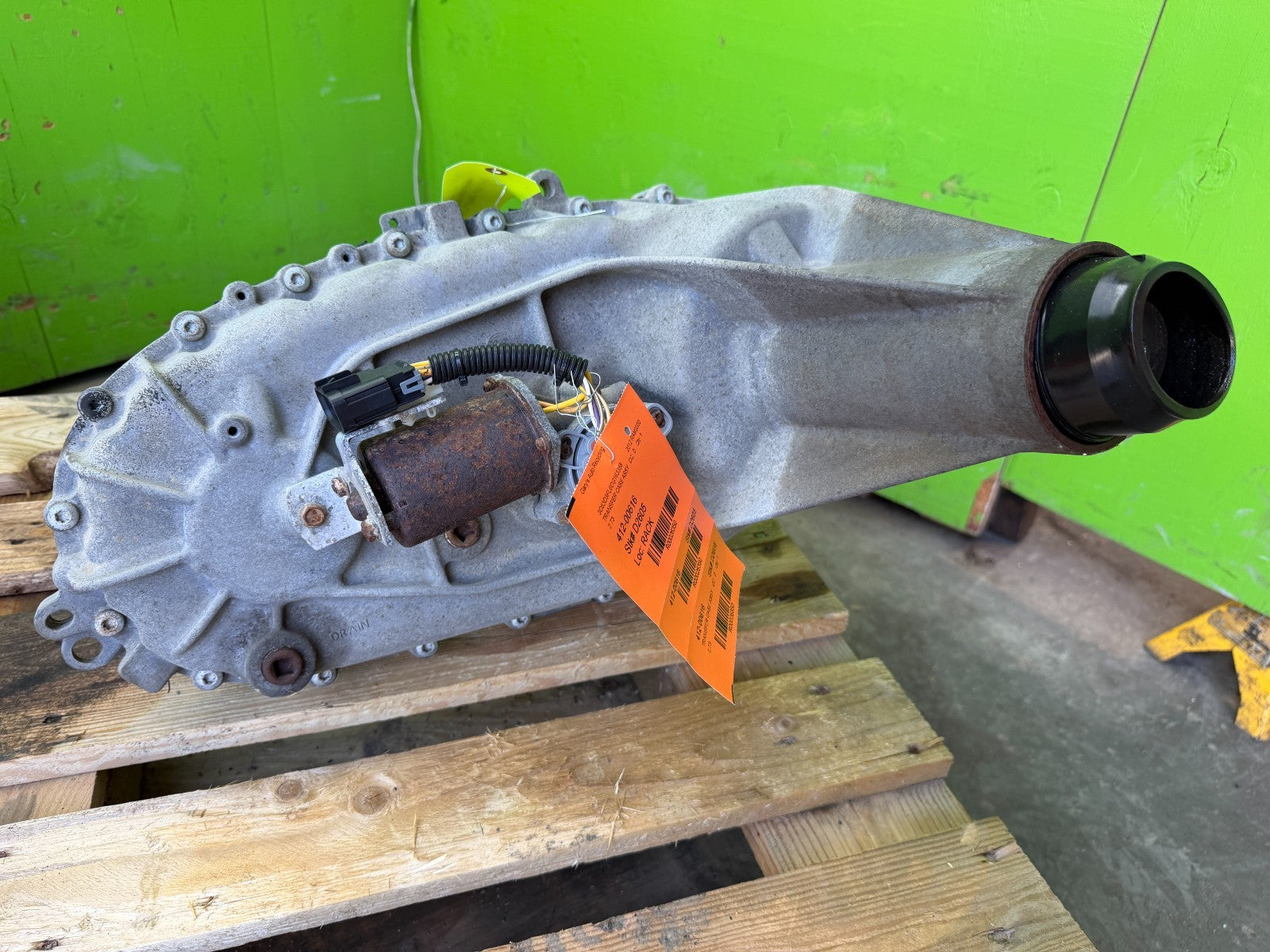 12 DODGE RAM 2500 3500 TRANSFER CASE P68069711AA 4WD 4X4 12-18