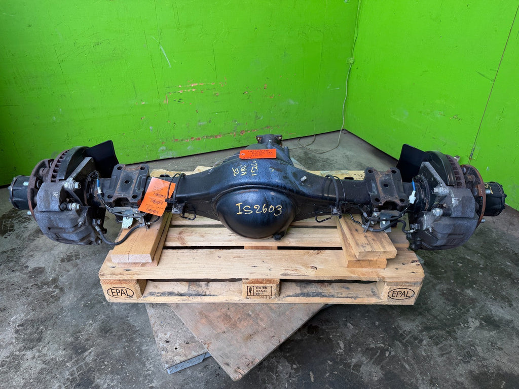 25 ISUZU NRR NPR NQR 5.2 DIESEL COMPLETE REAR DIFFERENTIAL AXLE 5.571 RATIO