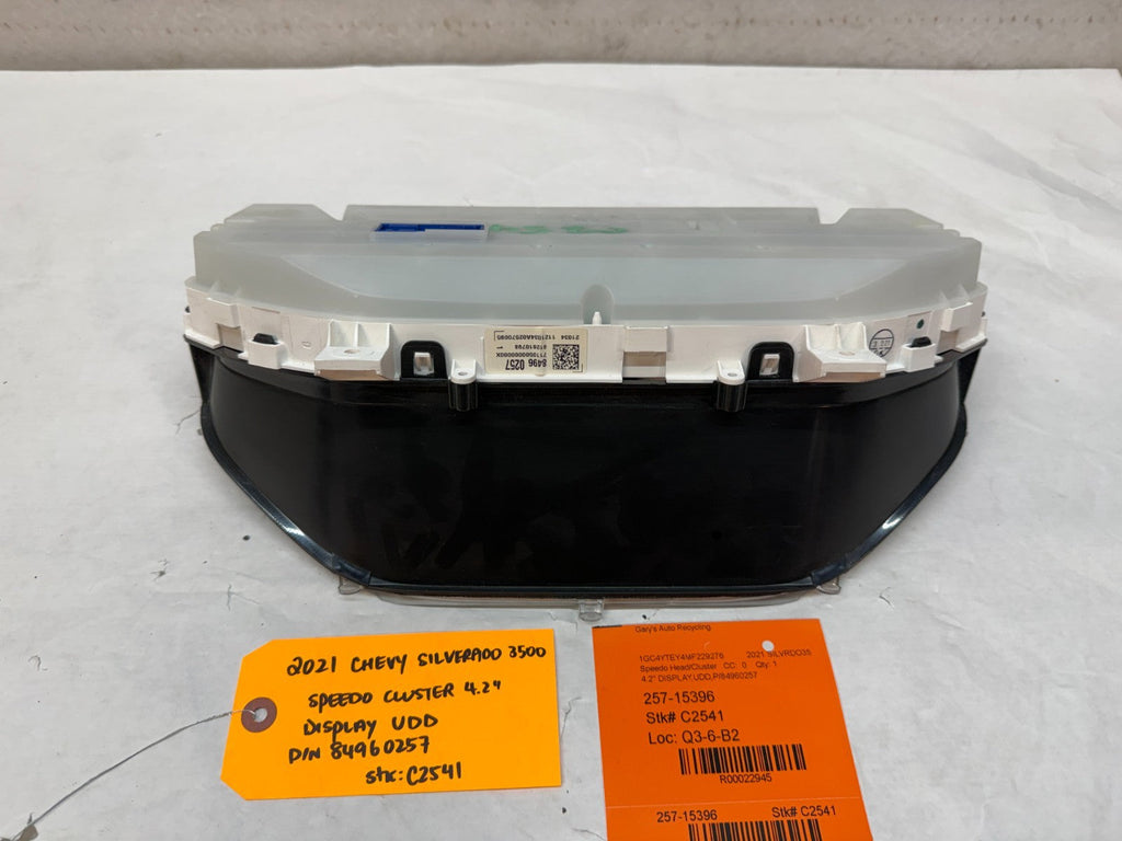 21 CHEVROLET SILVERADO DIESEL DURAMAX KMH GAUGE CLUSTER 4.2" UDD 84960257 19-23