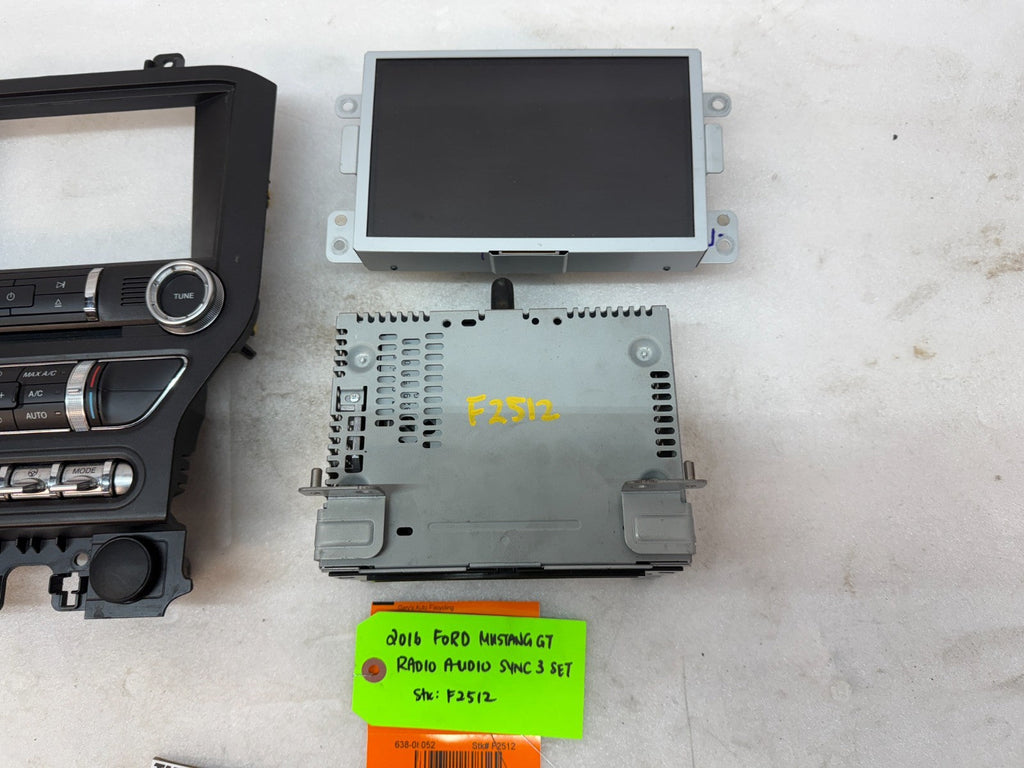 16 FORD MUSTANG GT SYNC 3 GPS NAVIGATION 8.0 SCREEN APIM RADIO BEZEL 15 16 17