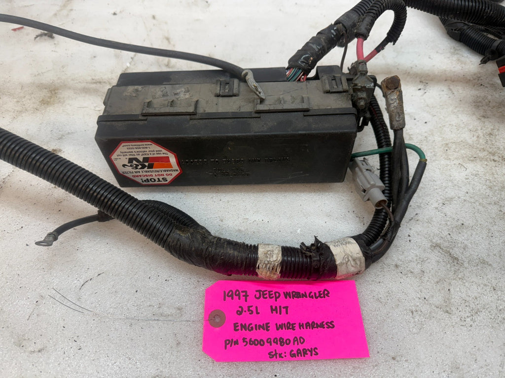 1997 JEEP WRANGLER TJ 2.5 ENGINE MANUAL TRANS FUSE BOX HARNESS LOOM 56009980AD
