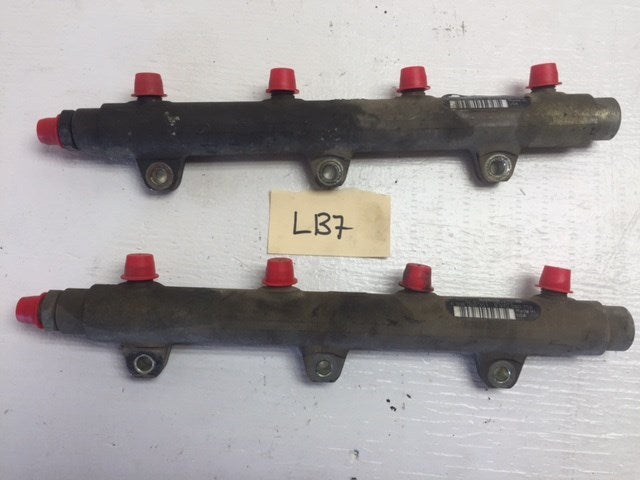 01-04 Chevrolet GMC DURAMAX LB7 6.6 USED HIGH PRESSURE DIESEL FUEL RAILS BOSCH