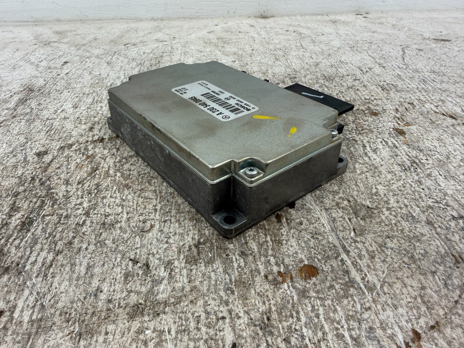 03-12 MERCEDES R230 SL500 SL55 AMG OEM BATTERY STABILIZATION MODULE 2305400945
