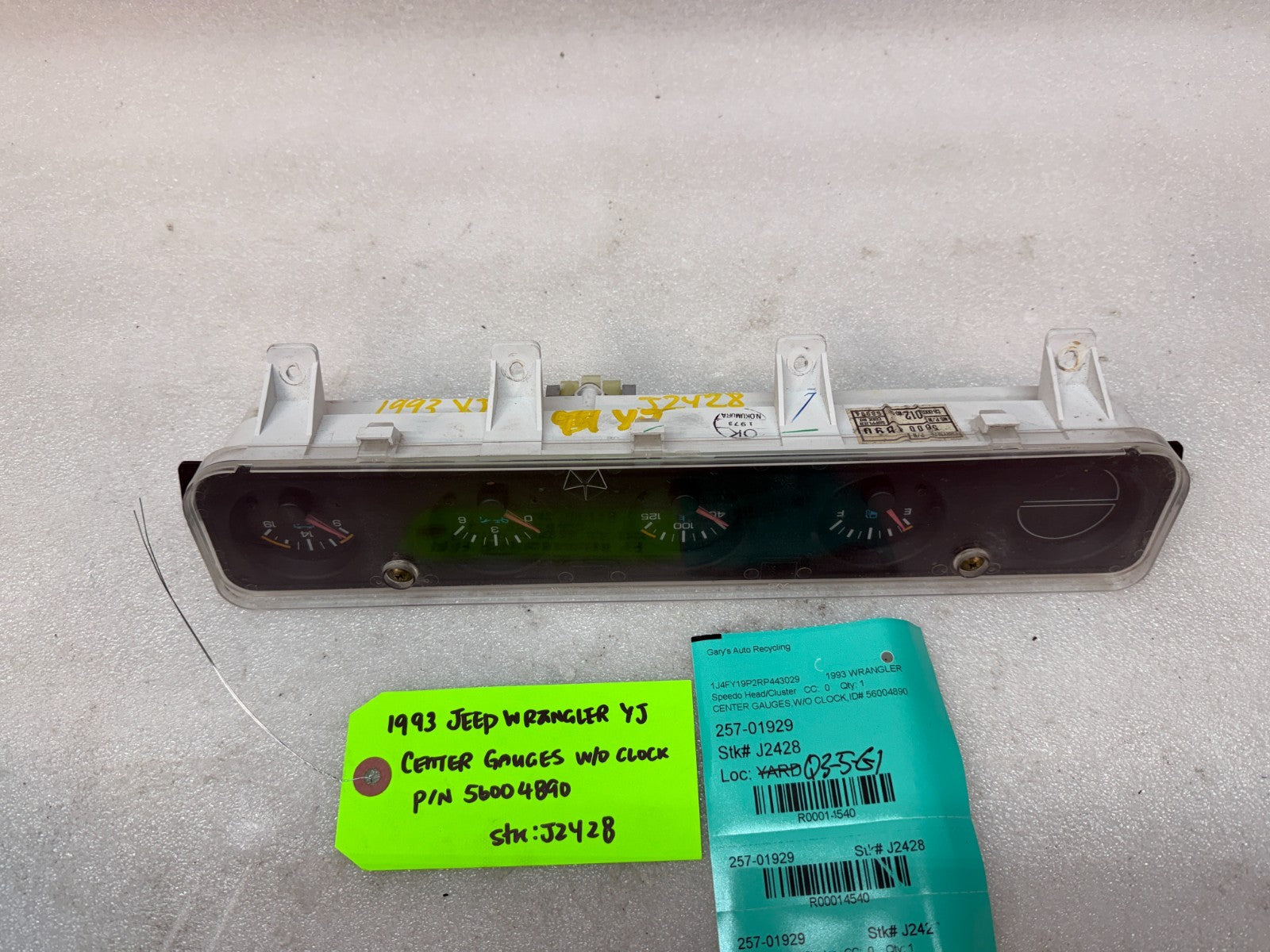 92-95 JEEP WRANGLER YJ OEM METRIC CENTER GAUGE CLUSTER P56004890